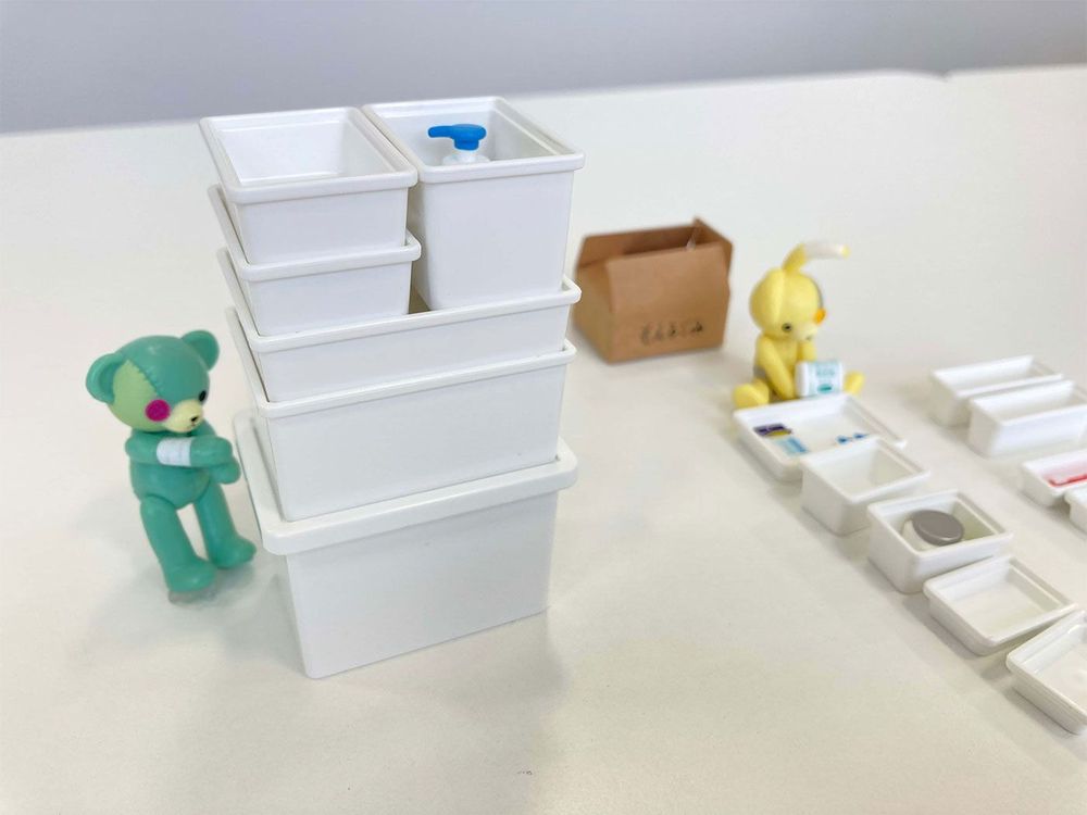 くま:ふぅ~、半分までできた! うさぎ:…せっけん。